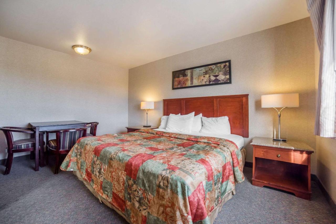 Rodeway Inn & Suites Nampa Luaran gambar
